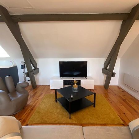Appartement T3 En Plein Coeur Du Centre-Ville Соасонс Екстериор снимка