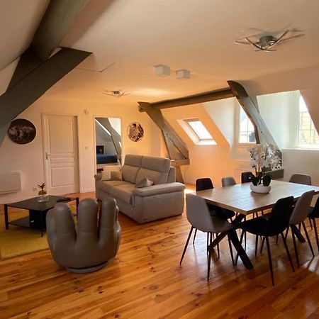 Appartement T3 En Plein Coeur Du Centre-Ville Соасонс Екстериор снимка