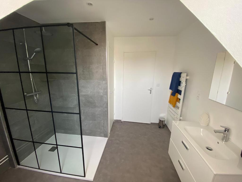 Appartement T3 En Plein Coeur Du Centre-Ville Соасонс Екстериор снимка