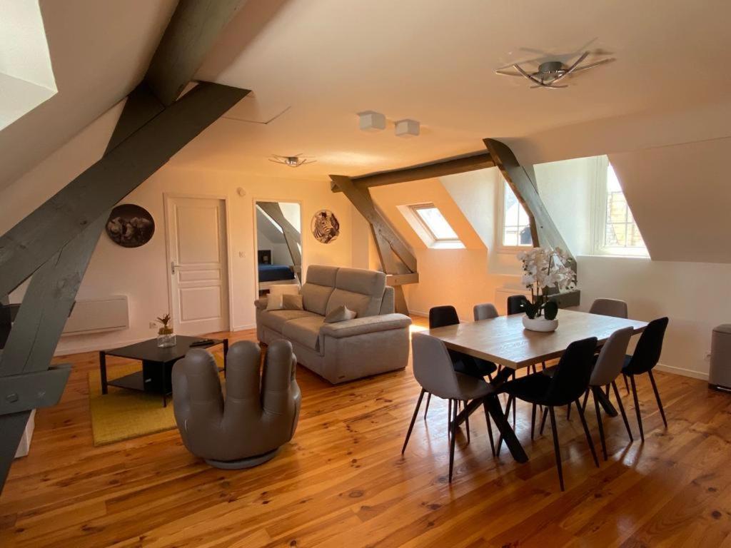 Appartement T3 En Plein Coeur Du Centre-Ville Соасонс Екстериор снимка